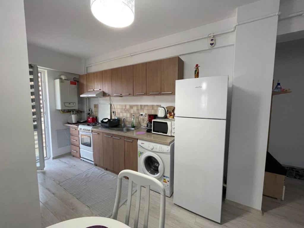 Deny'S Apartament Gura Humorului Ngoại thất bức ảnh